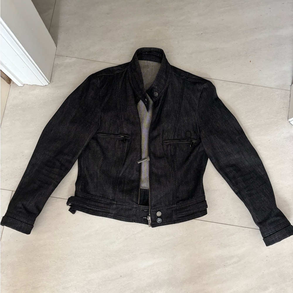 Gucci × Tom Ford × Vintage
2000ʼs Gucci by Tom Ford Cropped Denim Jacket